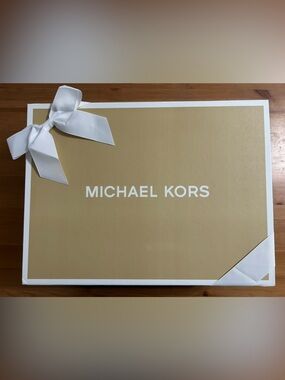 Michael Kors Gift Box with tissue paper and bow in medium size